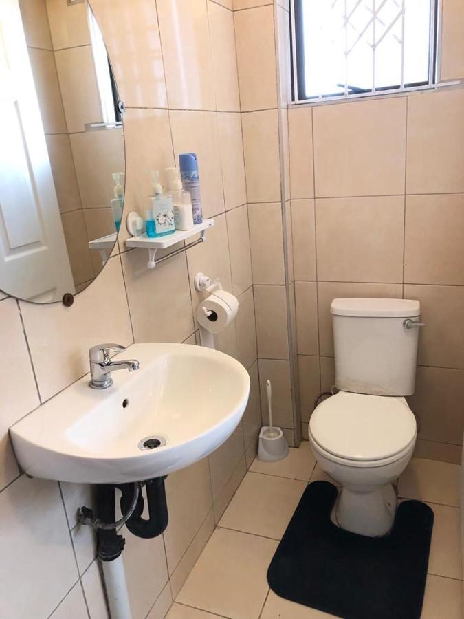 Caleb'S Guesthouse Durban Dış mekan fotoğraf